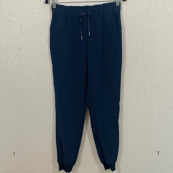 Lululemon License to Train High-Rise Pant Navy Blue     size 4 Joggers - Picture 3 of 13